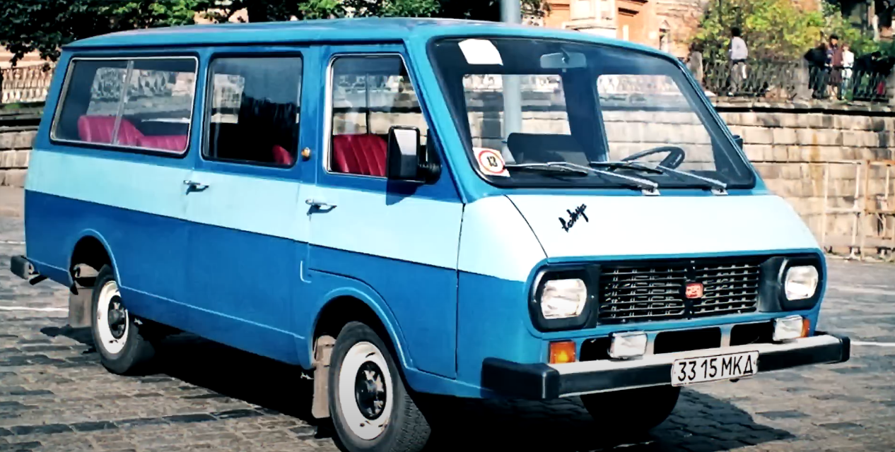 Микроавтобус РАФ-2203